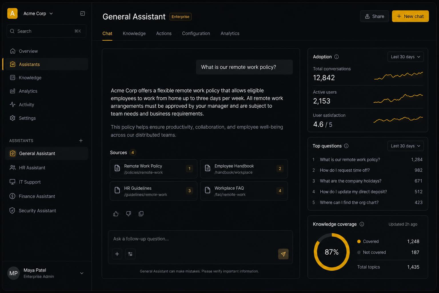 Interface da plataforma Auramind: assistentes, knowledge base e analytics de adoção